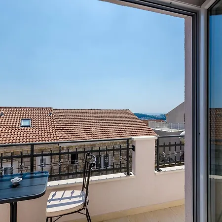 Daire Life - One Bedroom With Balcony And Sea View *