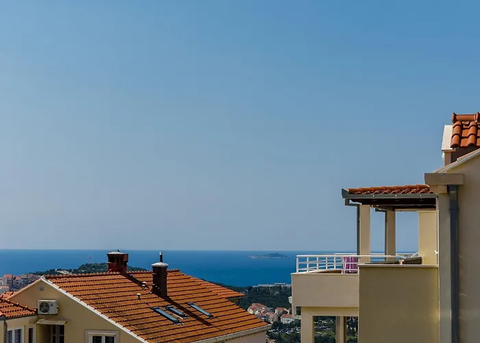 Life - One Bedroom With Balcony And Sea View ドゥブロブニク