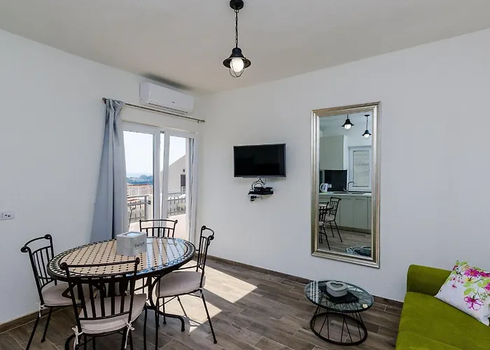 Διαμέρισμα Life - One Bedroom With Balcony And Sea View